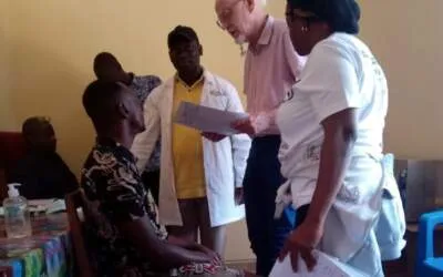 En Guinée, superviser la prise en charge des invalidités des malades