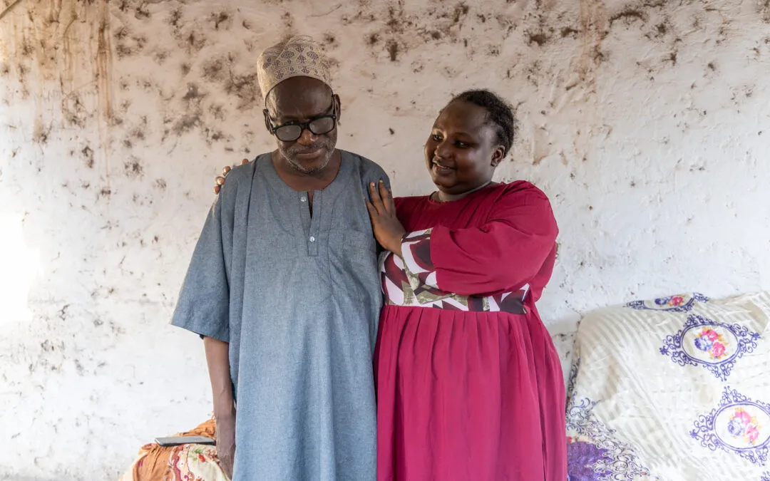 Le soin en héritage : père et fille, au service des rejetés en Basse-Guinée